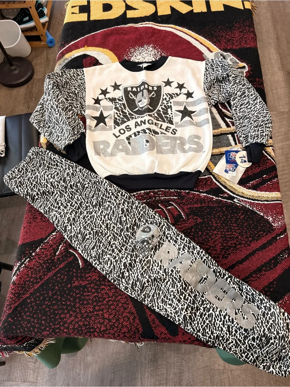 Vintage Los Angeles Raiders set size 14